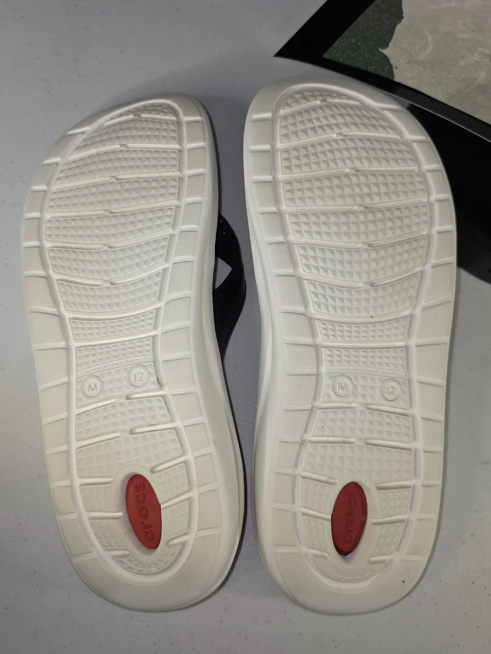 CROCS Men's LiteRide Flip Sandal Navy Black Red & White Sz 12